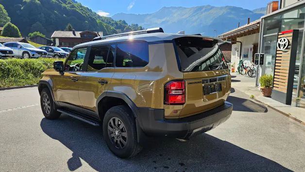 Toyota Land Cruiser 2.8 D First Edition