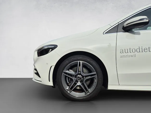 MERCEDES-BENZ B 250 e AMG Line