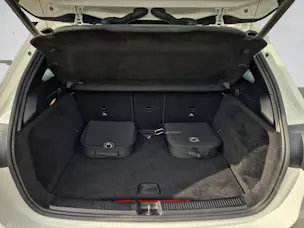 MERCEDES-BENZ B 250 e AMG Line