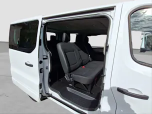RENAULT Trafic Passenger 2.0 dCi Blue 150 techno