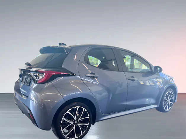 Toyota Yaris 1.5 VVT-i HSD Trend