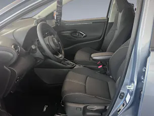 Toyota Yaris 1.5 VVT-i HSD Trend