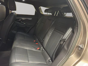 https://vehicle.imgix.net/4436786/74a1b211-ab9c-4fdc-9991-7d94d32d77c7.jpg