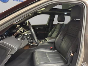 immagine del veicolo LAND ROVER Range Rover Evoque 1.5 T 300e R-Dynamic Autobiography