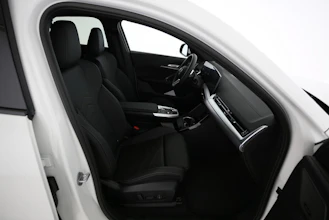 https://vehicle.imgix.net/4436810/9b1bf256-24f8-4f93-8211-c237eaf6d090.jpg