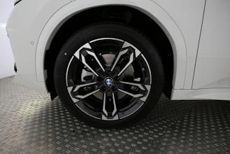 https://vehicle.imgix.net/4436810/ba619e2c-e569-4918-9724-d2ed4648fc75.jpg