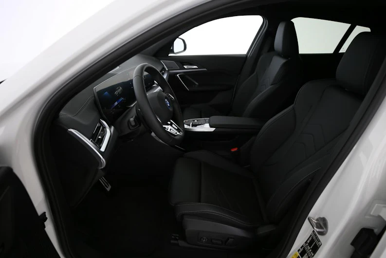 Fahrzeugbild BMW iX2
