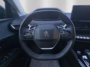 PEUGEOT 3008 1.2 Allure Pack