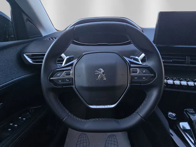 PEUGEOT 3008 1.2 Allure Pack