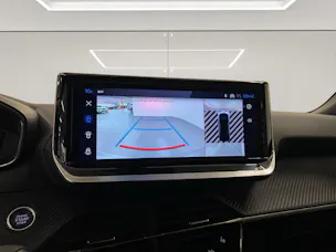 PEUGEOT 2008 1.2 Hybrid 145 Allure