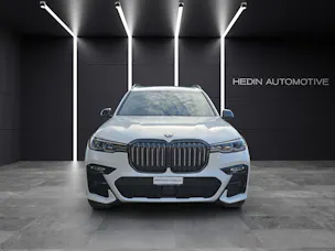 BMW X7 M50i