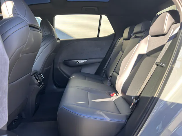 Lexus RZ 550e F Sport