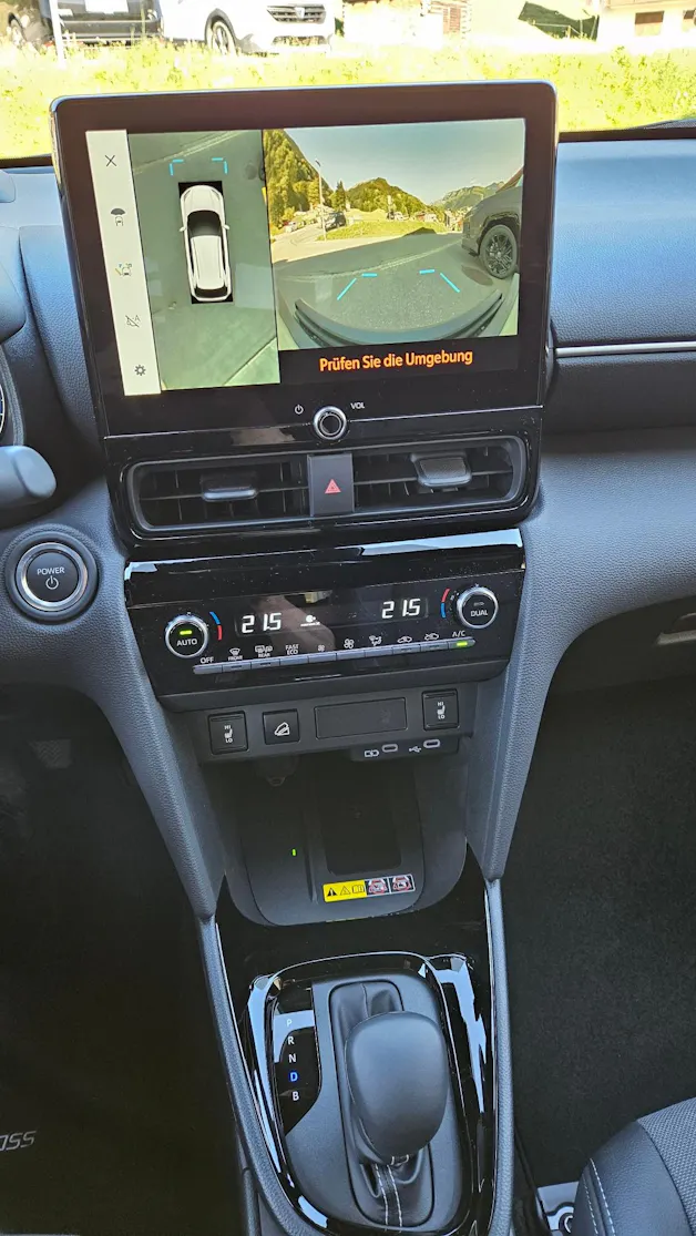 Toyota Yaris Cross 1.5 VVT-i HSD Premium AWD-i