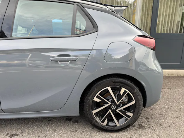 OPEL Corsa 1.2Turbo Hybrid Viva