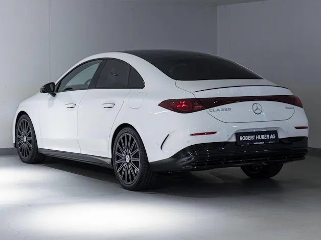 MERCEDES-BENZ CLA 220 4MATIC