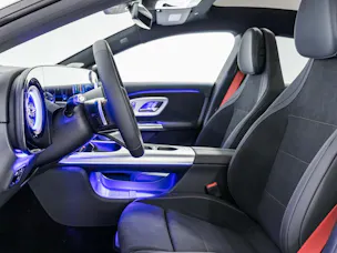 MERCEDES-BENZ CLA 220 4MATIC