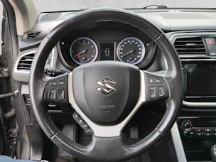 Suzuki SX4 S-Cross 1.4 T Compact Top Hybrid 4x4