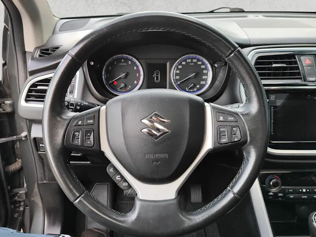 Suzuki SX4 S-Cross 1.4 T Compact Top Hybrid 4x4