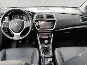 Suzuki SX4 S-Cross 1.4 T Compact Top Hybrid 4x4