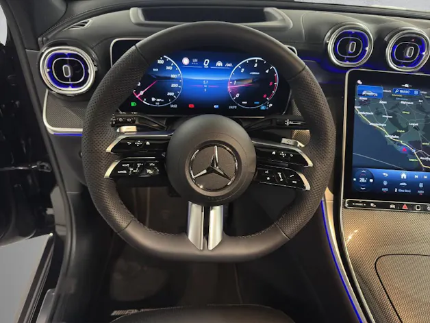 MERCEDES-BENZ GLC 220 d AMG Line 4Matic