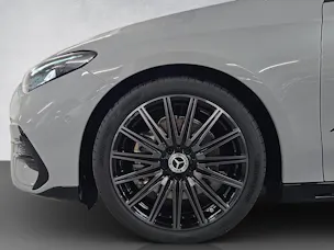 MERCEDES-BENZ CLA 220 4Matic AMG Line Shooting Brake