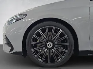 MERCEDES-BENZ CLA 220 4Matic AMG Line Shooting Brake