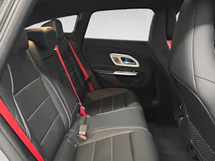 MERCEDES-BENZ CLA 220 4Matic AMG Line Shooting Brake