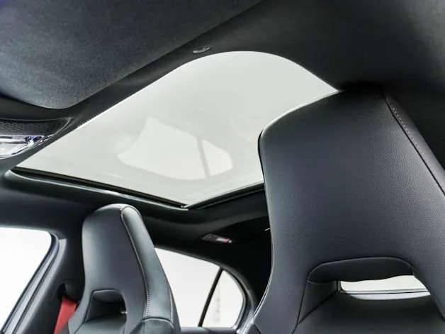 MERCEDES-BENZ A 35 AMG 4MATIC