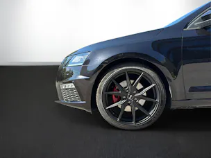 SKODA Octavia Combi 2.0 TDI 184 RS60 4x4 DSG