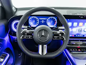 MERCEDES-BENZ GLB 220 4MATIC