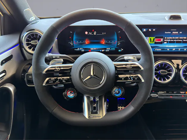 MERCEDES-BENZ A 35 AMG 4matic