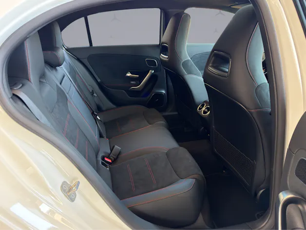 MERCEDES-BENZ A 35 AMG 4matic