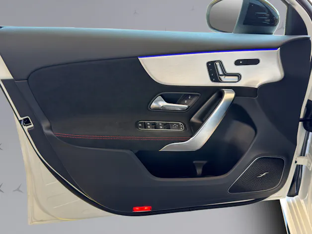 MERCEDES-BENZ A 35 AMG 4matic