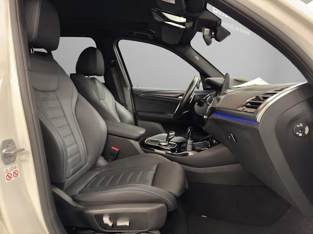 BMW X3 M40i