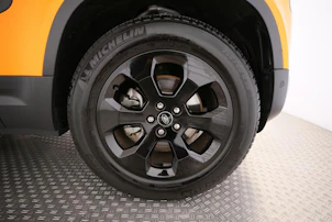 image du véhicule LAND ROVER Defender 90 2.0 Si4 SE