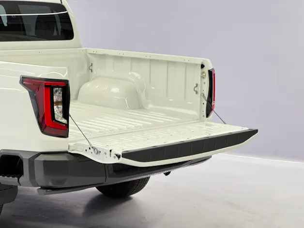 Toyota Hilux Double Cab.-Pick-up 2.8 D-4D MHEV 204 Advanced 4x4
