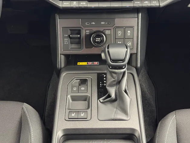 Toyota Hilux Double Cab.-Pick-up 2.8 D-4D MHEV 204 Advanced 4x4