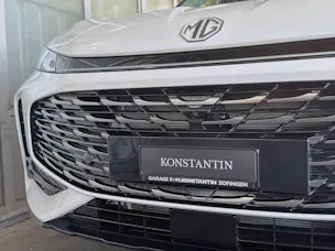 MG HS 1.5 Hybrid Luxury