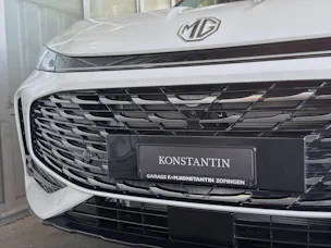 MG HS 1.5 Hybrid Luxury