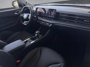MG HS 1.5 Hybrid Luxury