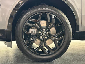 https://vehicle.imgix.net/4437205/05d7b8a6-479b-4b8b-88e2-9bc2d742affd.jpg