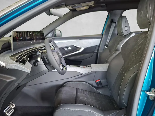 PEUGEOT 5008 1.6 PHEV 225 GT Exclusive
