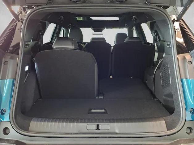 PEUGEOT 5008 1.6 PHEV 225 GT Exclusive