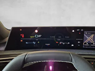 PEUGEOT 5008 1.6 PHEV 225 GT Exclusive