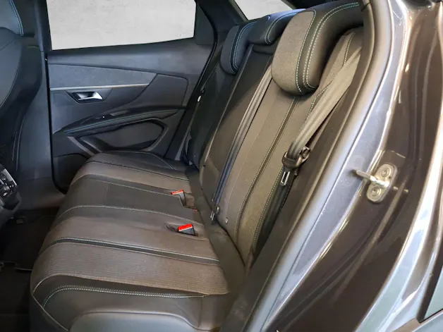PEUGEOT 3008 1.6 Plug-in Hybrid Allure Pack