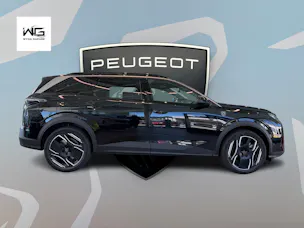 PEUGEOT 5008 1.6 PHEV 225 GT Exclusive