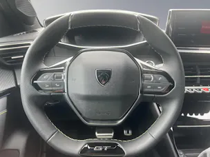 PEUGEOT 208 1.2 Hybrid 145 GT