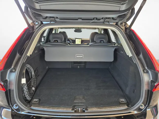 VOLVO XC60 2.0 T6 TE Plus Dark eAWD