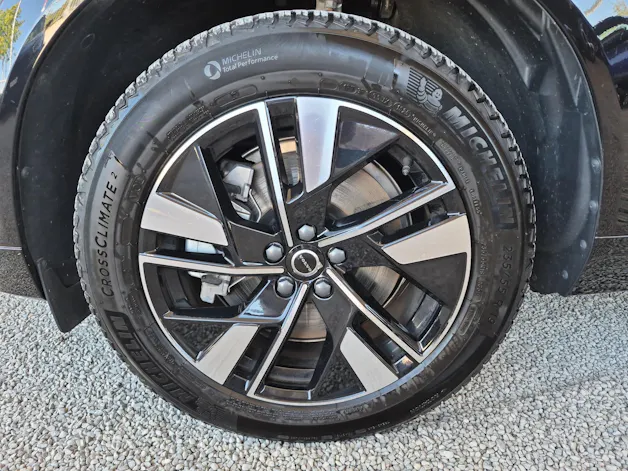 VOLVO XC60 2.0 T6 TE Plus Dark eAWD