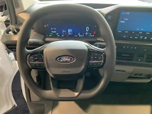 FORD Transit C Van 320 L1 2.5 Duratec 233 Trend PHEV